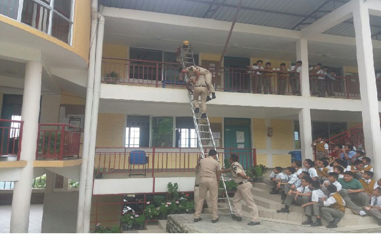 DEMONSTRATION
